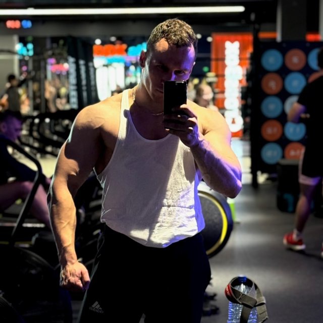 Константин Разумов